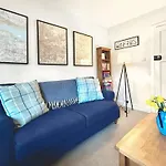 بيت للعطل Mirfield