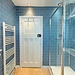 Mirfield بيت للعطل *